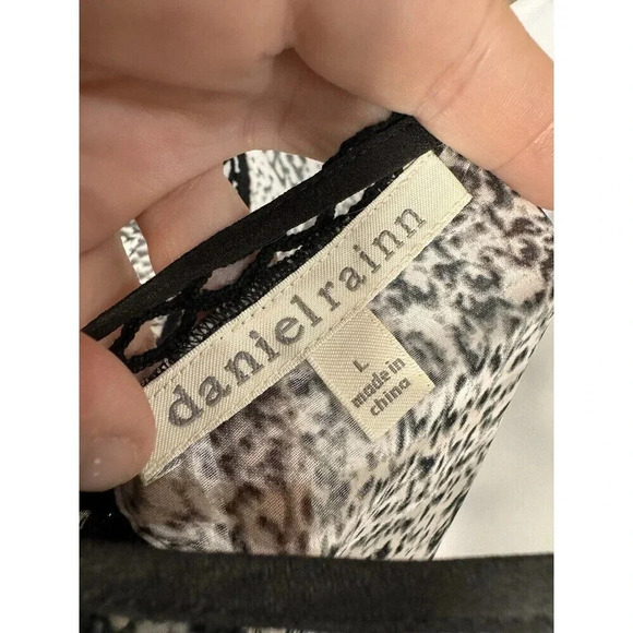 Daniel Rainn L Sheer Black Popover Top Long Sleeve Roll Tab Quilt Block Print - Picture 6 of 10